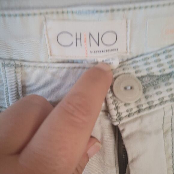 Chino by Anthropologie Women's Size 28 Flat Front Relaxed Cropped Mid Rise Khaki - Picture 3 of 8